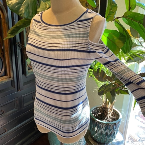 Free People Rory Striped Cold-Shoulder Top - Picture 8 of 14